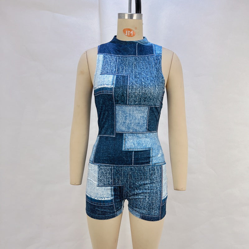 Casual Sleeveless Denim Jumpsuit With A Fitted Waist And Print Design