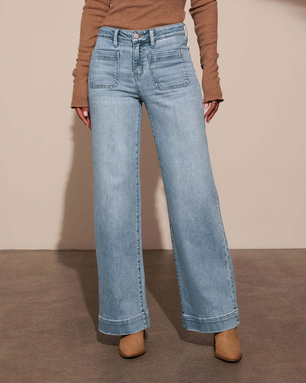 Womens High-waisted Denim Jeans With A Wide Straight Leg